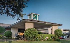 Quality Inn Ennis Texas